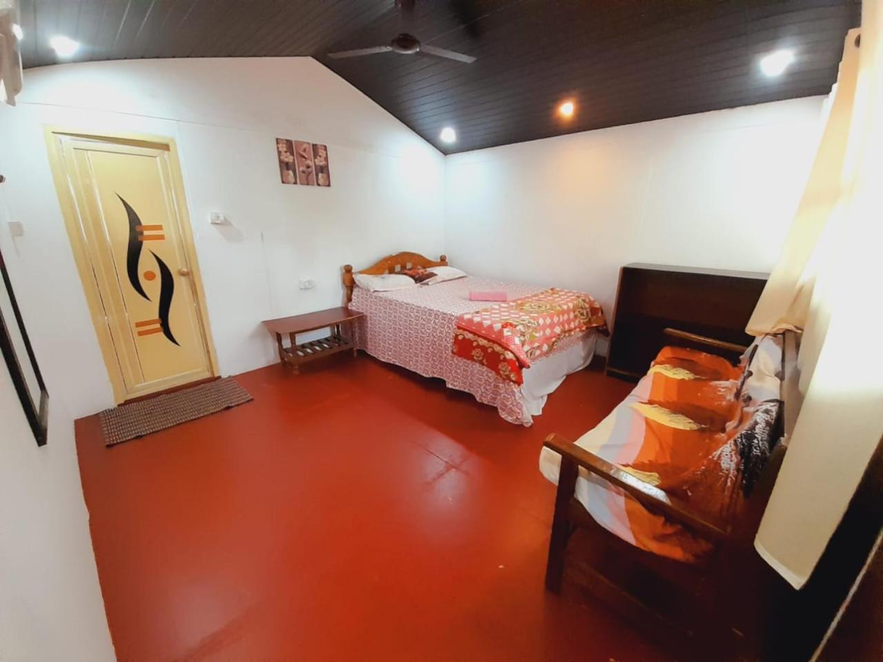 Shiv Sai Huts